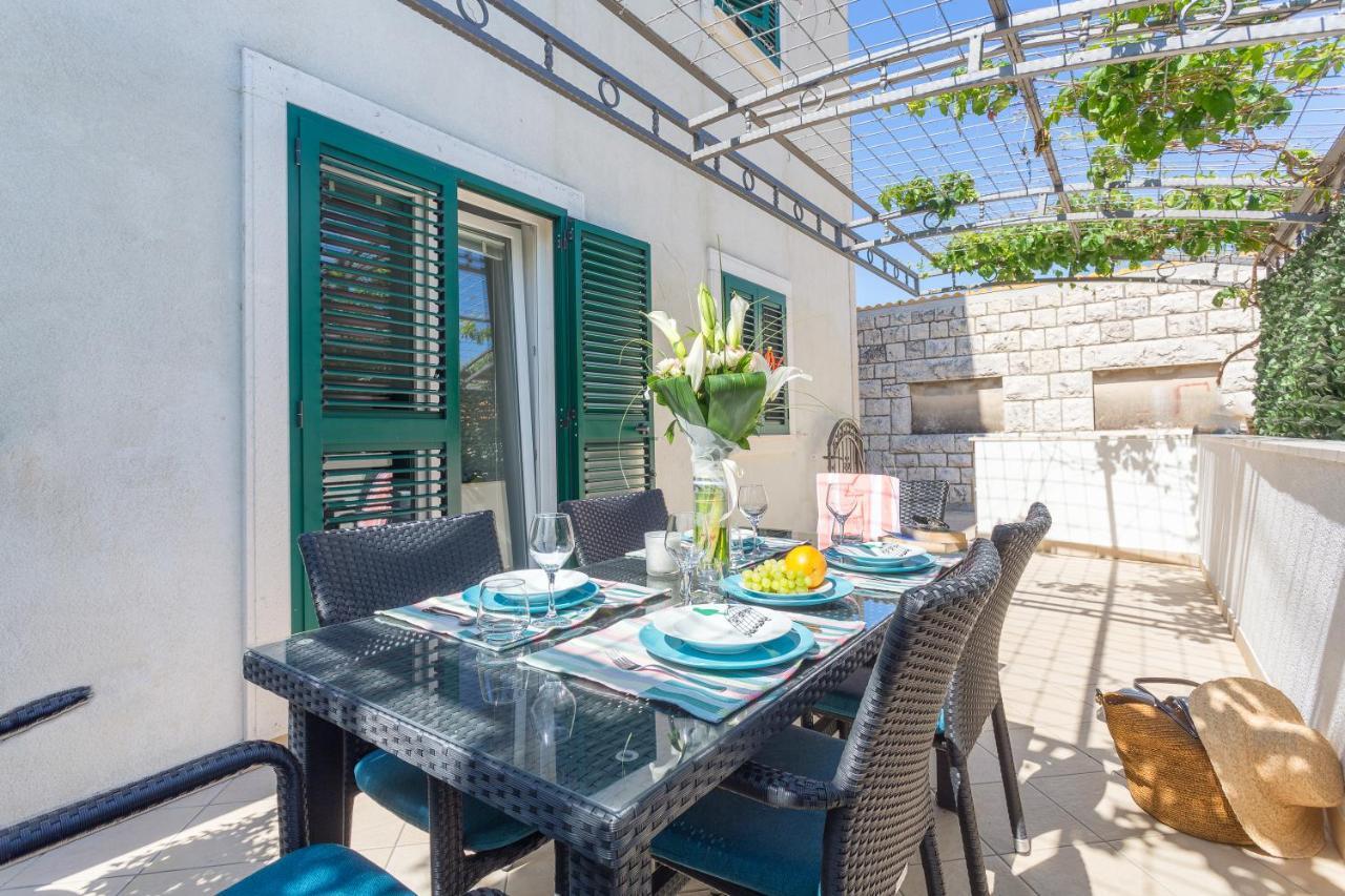 Apartments Stipisic Hvar Town Exterior foto